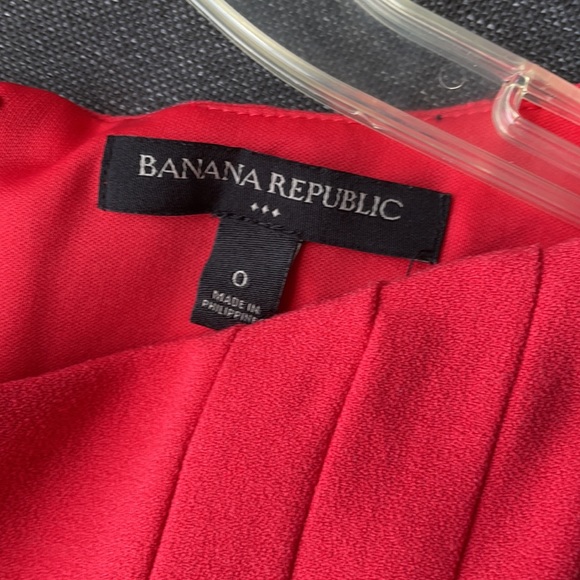 SOLD—Coral Banana Republic dress - Picture 2 of 8